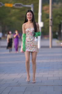 【精选街拍】Vol.3332 花色紧身包臀裙香肩 [94P-1.95GB]