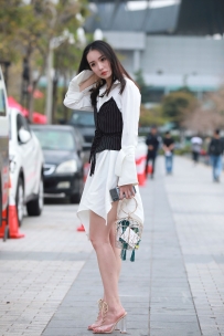 【精选街拍】Vol.3662 女神黑白搭配 [11P-35MB]